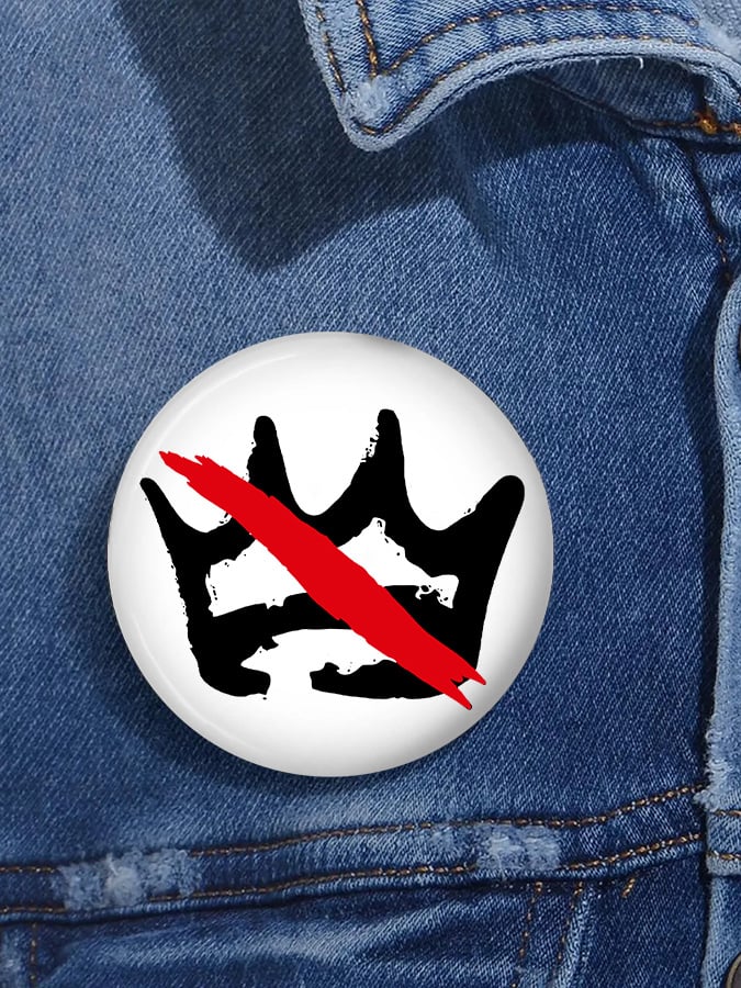 🔥Buy 3 Get 15% Off🔥Unisex Retro No Kings In America Pin-Back Button