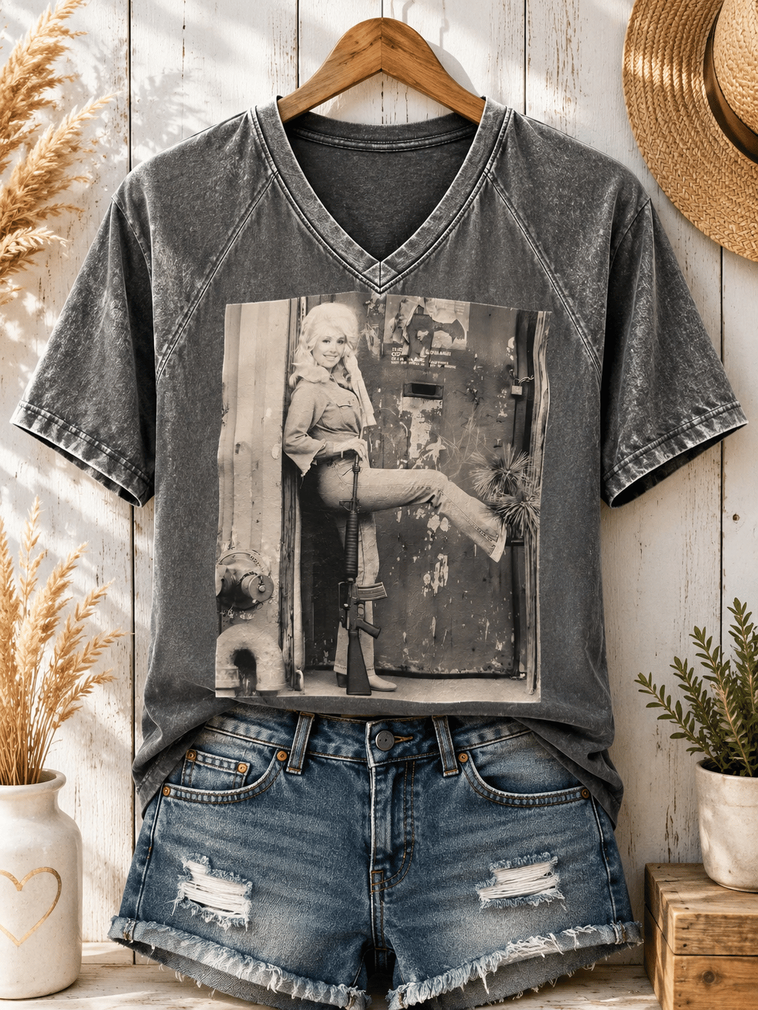 Limited Edition 2026_💕Dolly Parton 🕊🫶🏻❤🩹💕⃝ 💕 - Unisex T-Shirt