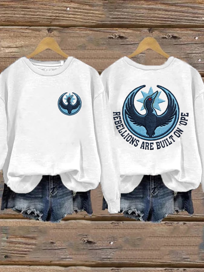 Women's MN STRONG Sweatshirt