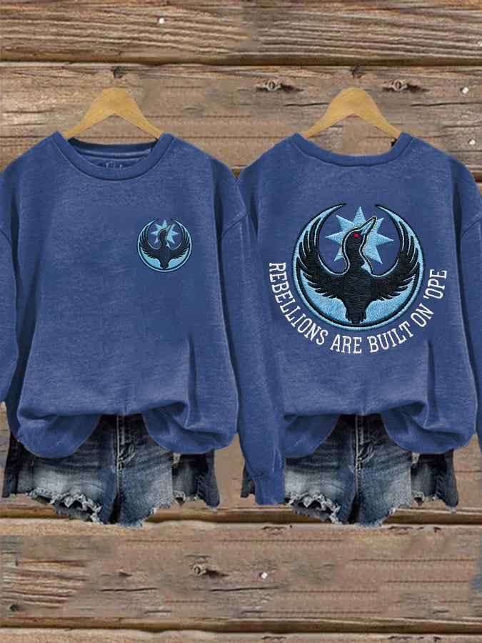 Women's MN STRONG Sweatshirt